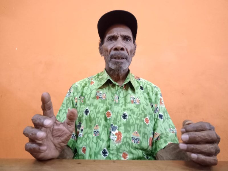 Boas Asa Enoch (Ondoafi Sosiri di Kabupaten Jayapura, Papua)