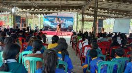 Suasana Kebaktian Kebangunan Rohani (KKR) di SMKN 2 Soe (Wulan Fallo - Salam Timor)